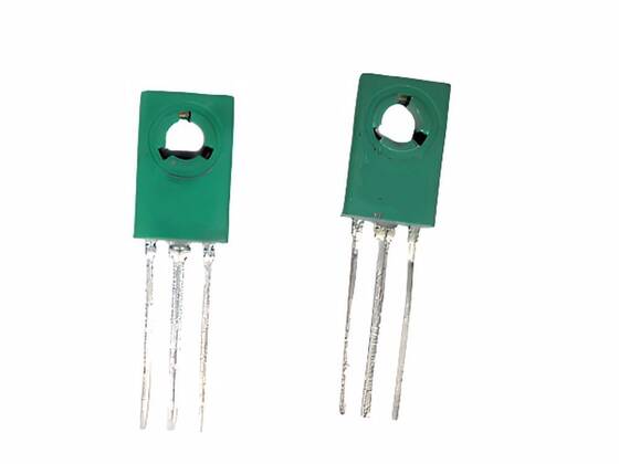 2SA1120-0 TO-126 5A 35V 1W PNP TRANSISTOR