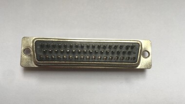  - 50 PİN ERKEK LEHİM TİPİ D-SUB KONNEKTÖR