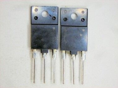ST - BUH517 ISO-218 8A 1700V NPN TRANSISTOR
