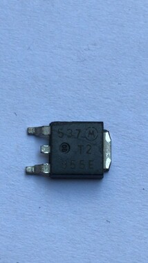 MOTOROLA - MJD2955 - (T2955E) TO-252 10A 60V 20W PNP TRANSISTOR