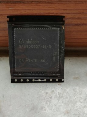 INFINEON - SAB80C537-16-N PLCC-84 MİKROİŞLEMCİ
