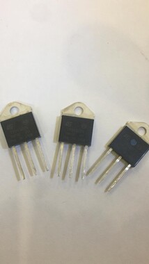 ST - TPDV1225 TO-3P 1200V 25A HIGH VOLTAGE TRIAC