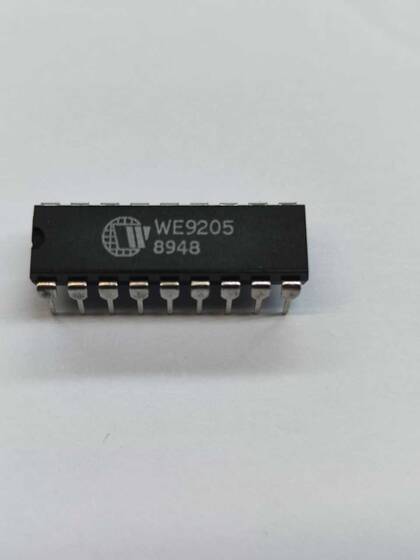 WE9205 PDIP-18 POWER MANAGEMENT IC